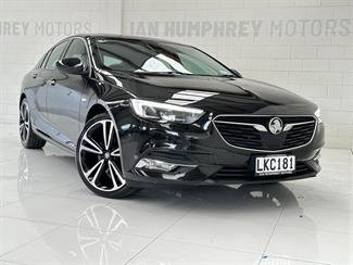 2018 Holden Commodore - Thumbnail