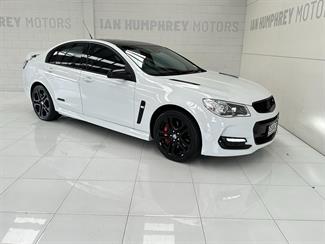 2017 Holden Commodore - Thumbnail