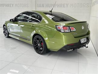 2016 Holden Commodore - Thumbnail