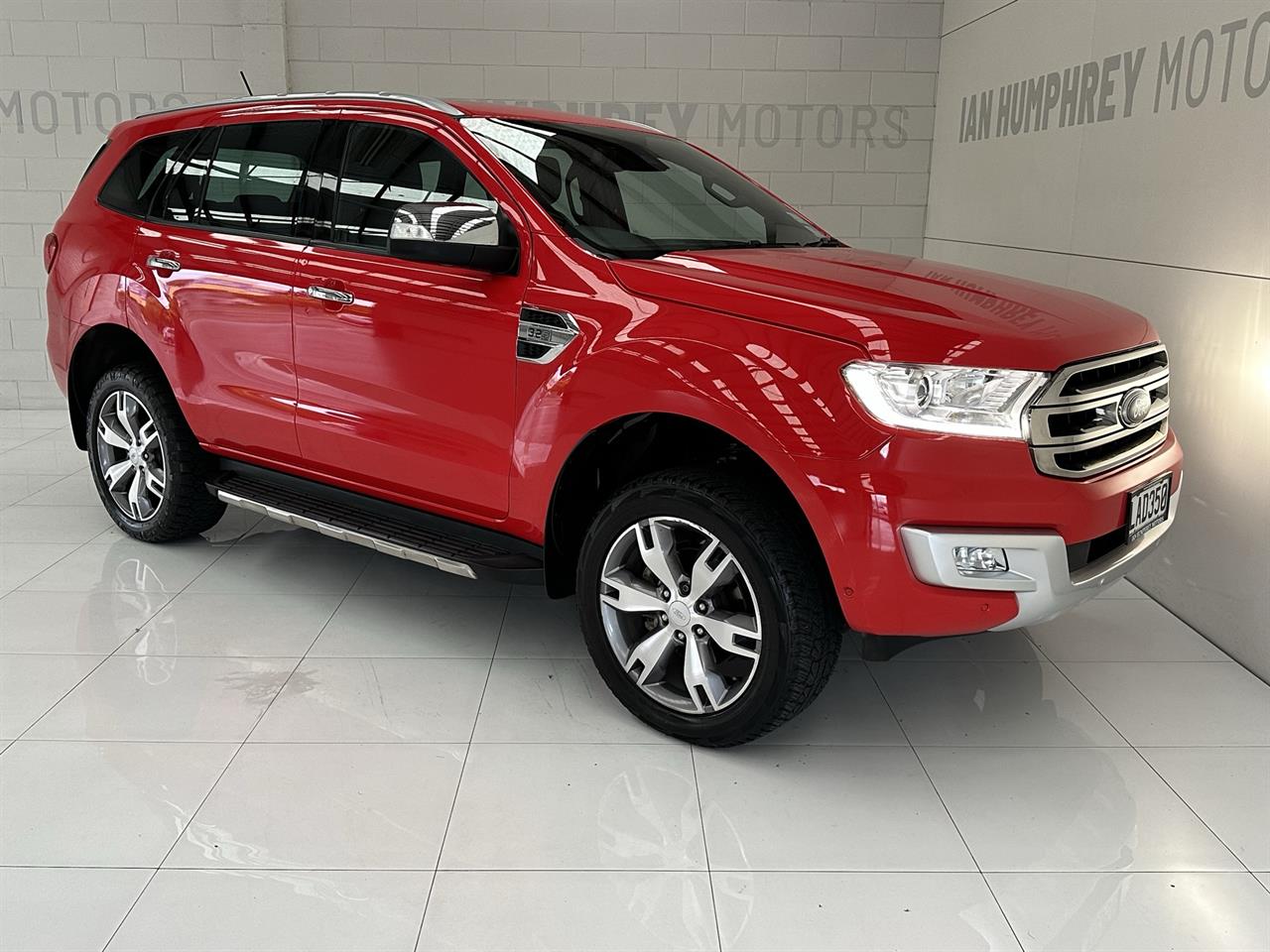 2017 Ford Everest